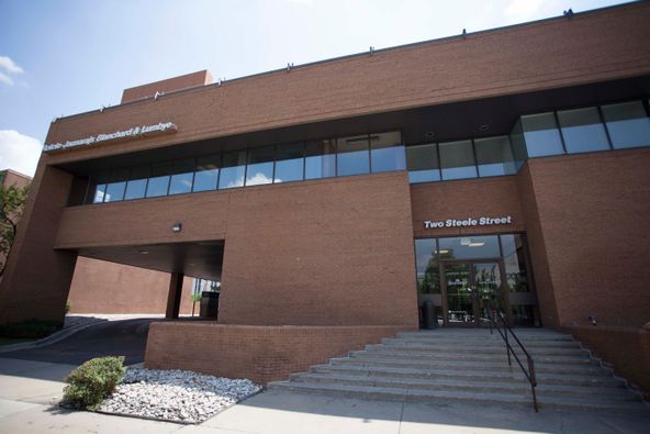 Bank of the West-Cherry Creek: 2 Steele St, Denver, CO 80206